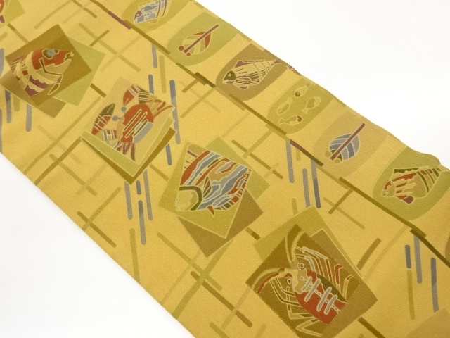 JAPANESE KIMONO / CHIRIMEN SILK / GOLD-PAINTED PAPER FEATURING CRAB / 